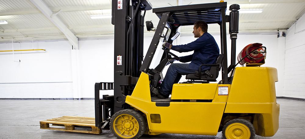 Key factors you should think about before renting a forklift